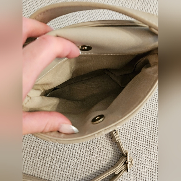 Guess Los Angeles Nina Mini Satchel - Picture 9 of 13